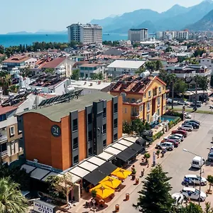 Der Konyaalti Hotel